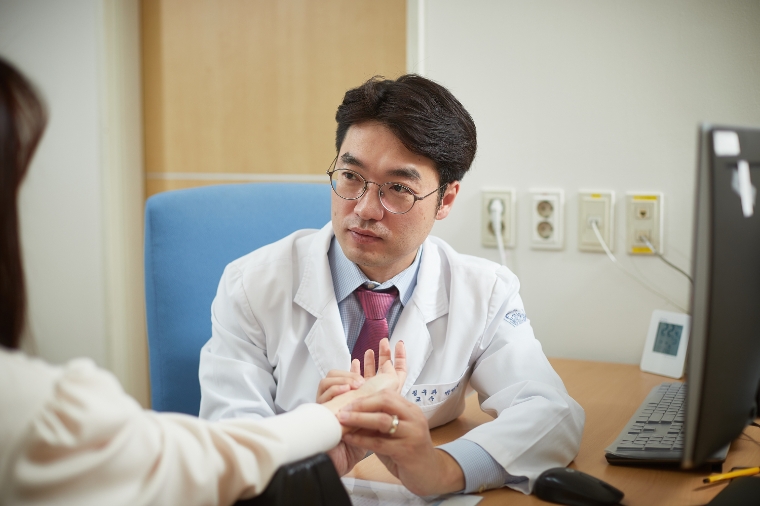 강동경희대한방병원 침구과 박연철 교수. 사진=강동경희대한방병원