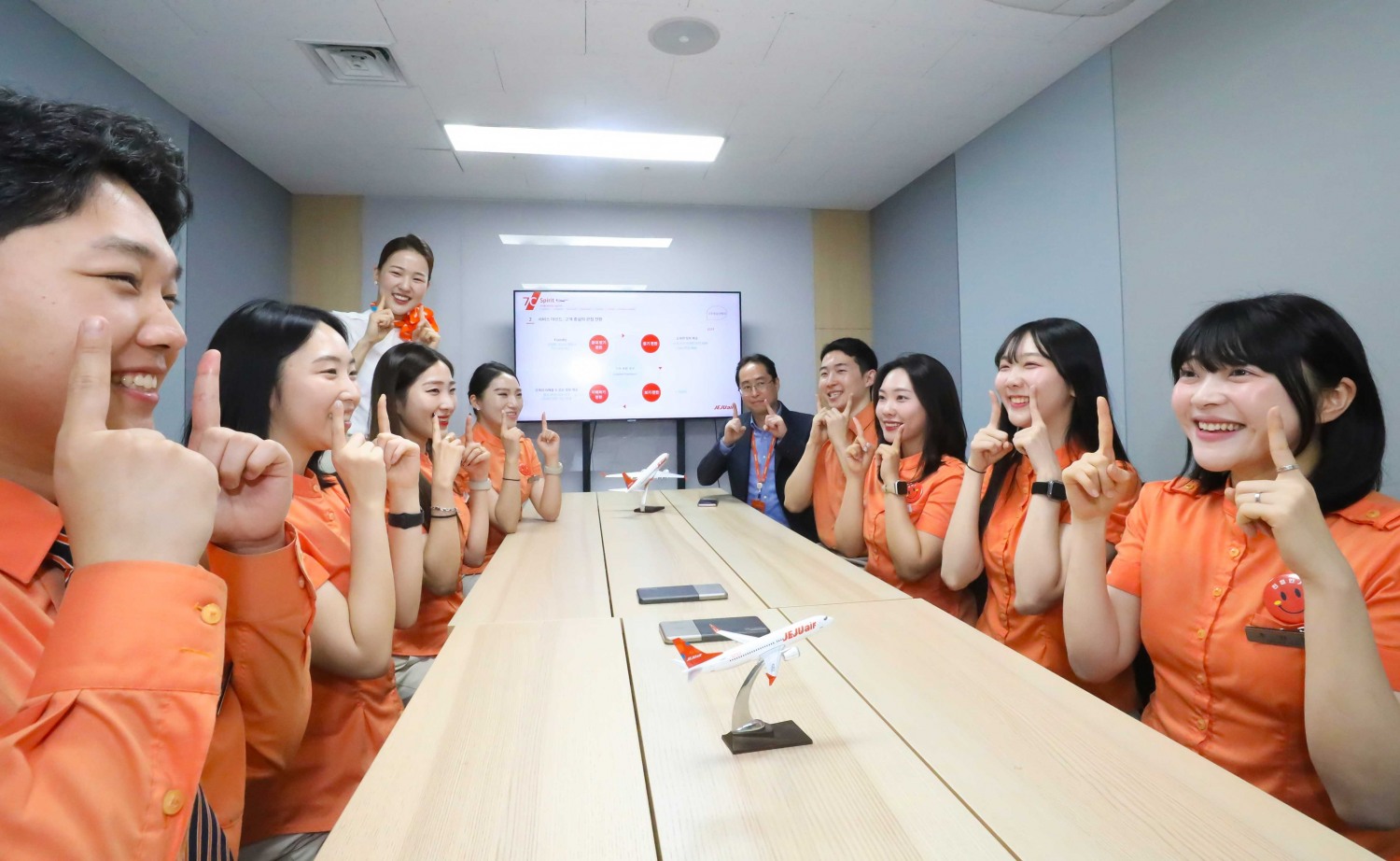 제주항공, 여름 성수기 맞아 ‘친절한 J’ 캠페인 진행