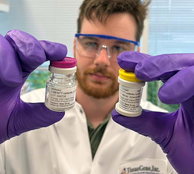 미국 임상 3상 투약에 사용된 코오롱티슈진의 TG-C 임상 시료. 사진=코오롱티슈진