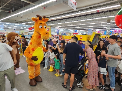 롯데마트, '토이저러스 플레이 데이' 행사 진행
