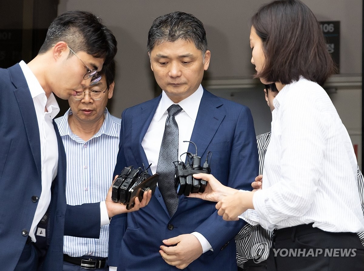 영장심사 마친 카카오 김범수.(사진=연합뉴스)