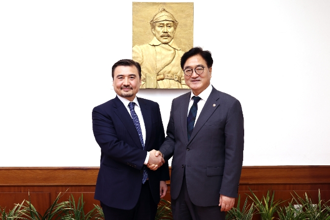 우원식 의장, 아르스타노프 주한카자흐스탄대사 접견