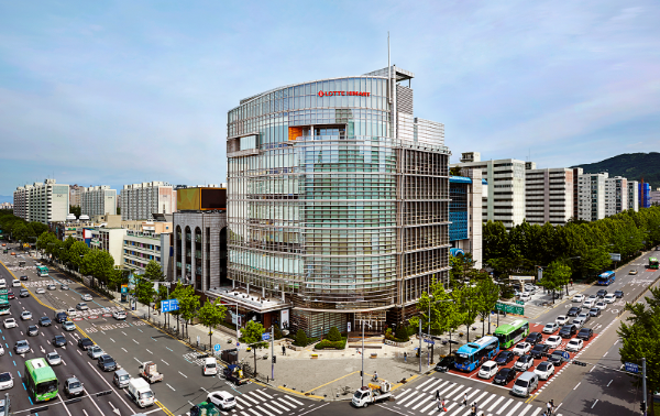 롯데하이마트, 2029년까지 매출 및 영업이익 목표 발표