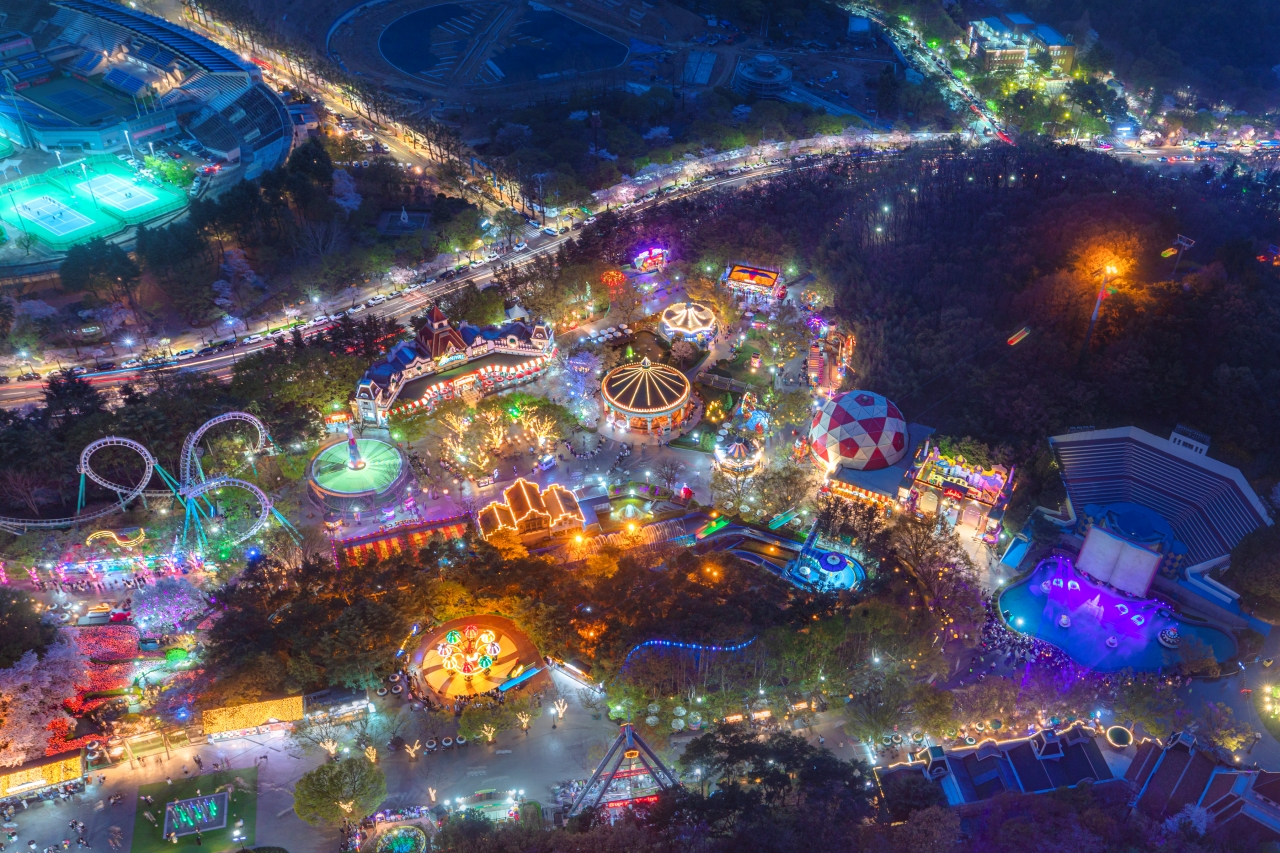 이랜드 테마파크 이월드, '미라클 토이스토어' 크리스마스 축제 진행