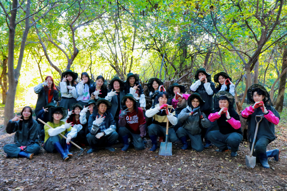 키움증권, 비오톱 만들기 봉사 실시