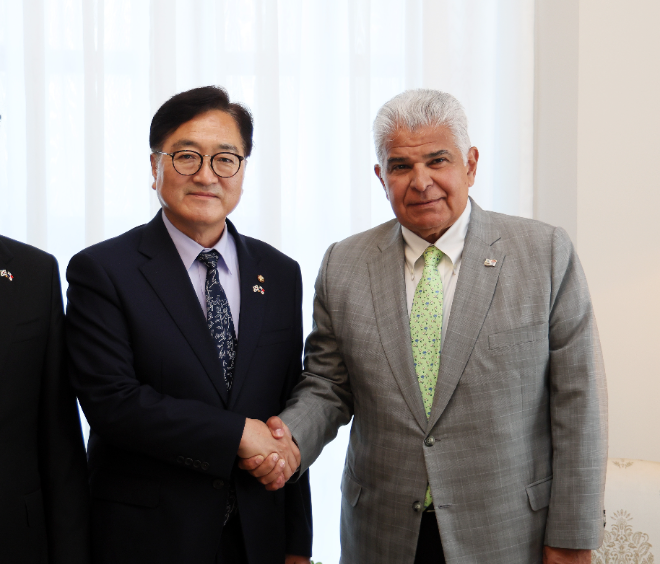 우원식 의장, 물리노 파나마 대통령 만나 평화·기후·경제 협력