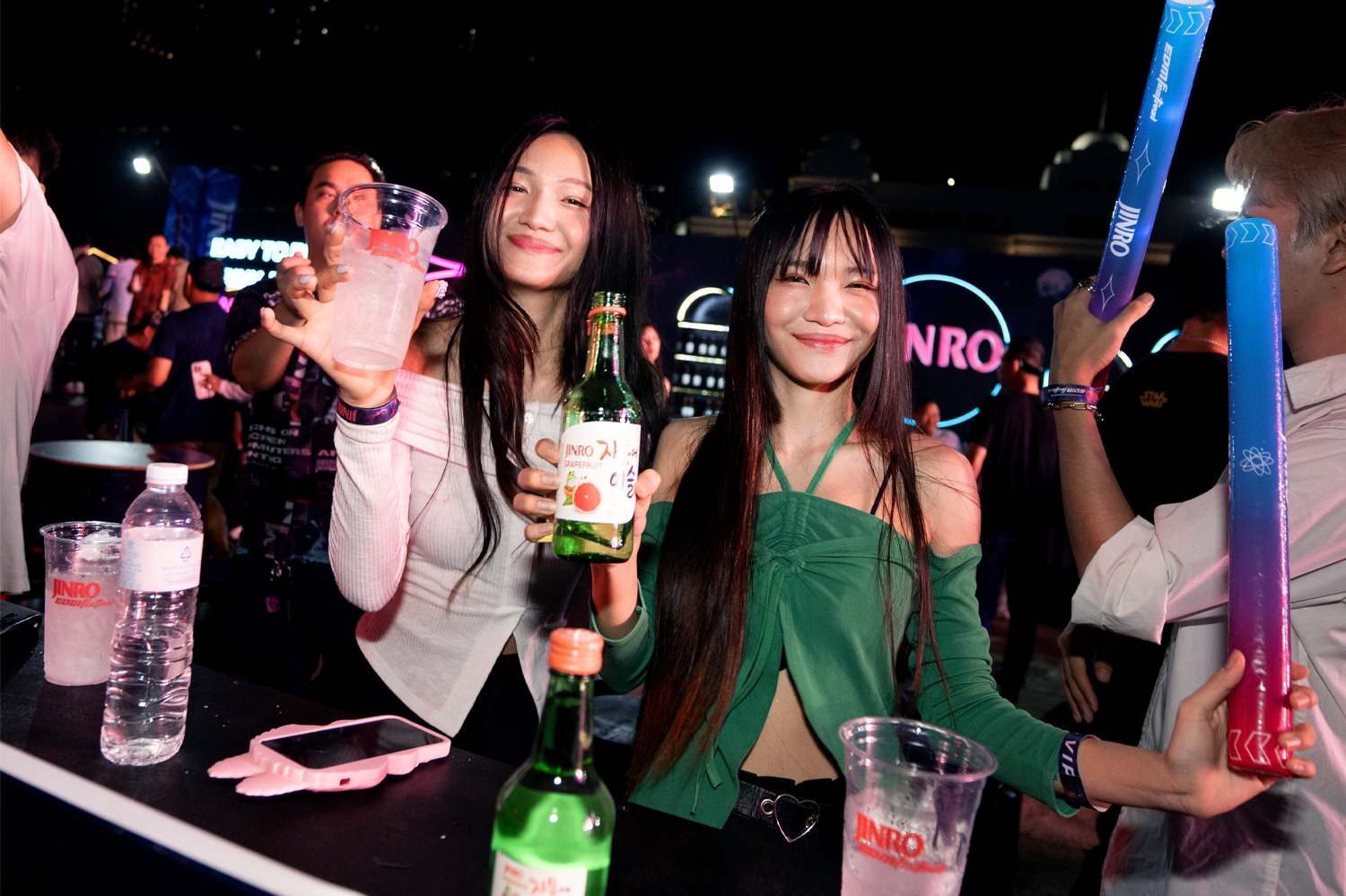 하이트진로, 캄보디아 ‘진로(JINRO) EDM 페스티벌’ 진행