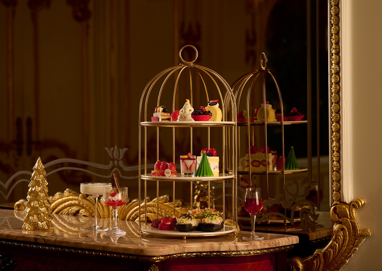 롯데호텔 서울, ‘머스트 비 스트로베리’ 애프터눈 티 세트.(사진=롯데호텔 서울)