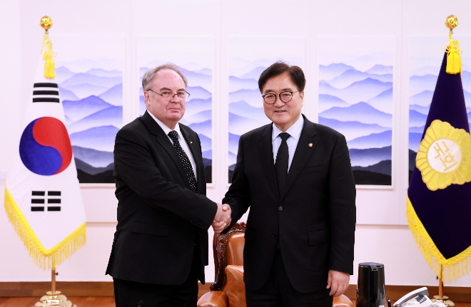 우원식 의장, 제프리 로빈슨 주한호주대사 접견