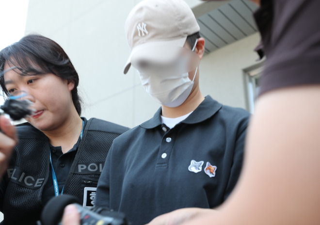 구속 심사 마친 '얼차려 훈련병 사망' 중대장.(사진=연합뉴스 )