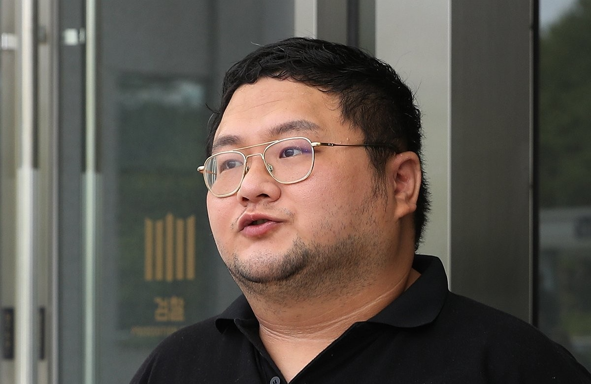 영장실질심사 출석하는 유튜버 구제역(사진=연합뉴스)