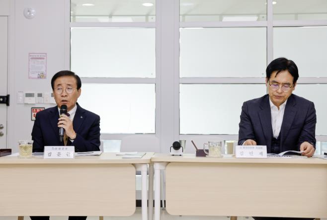 차관보 간담회 사진