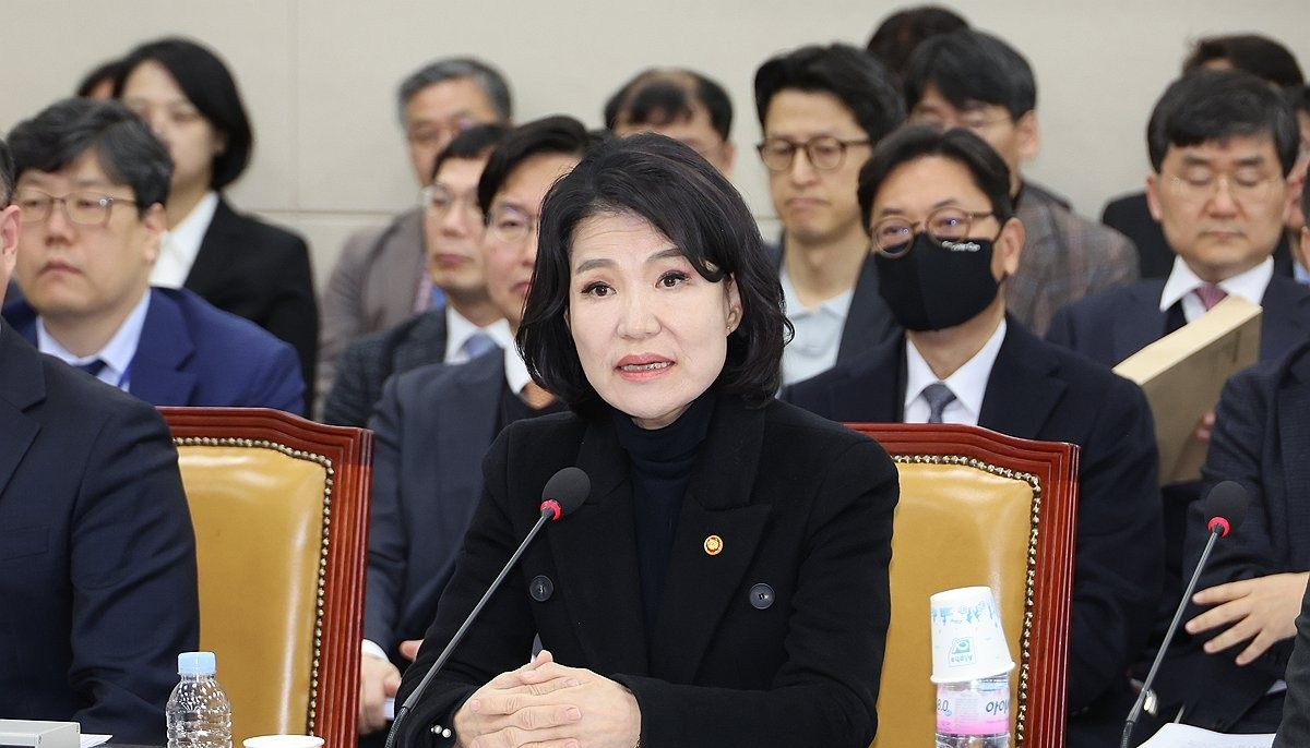 과방위 현안질의에 답변하는 이진숙 방송통신위원장(사진=연합뉴스)