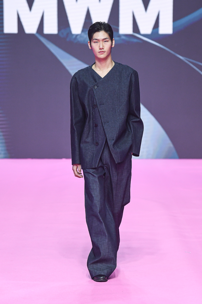 ‘2025직물과패션의만남전(이하 직패전)’바잉패션쇼 이미지. (사진=포도컴)