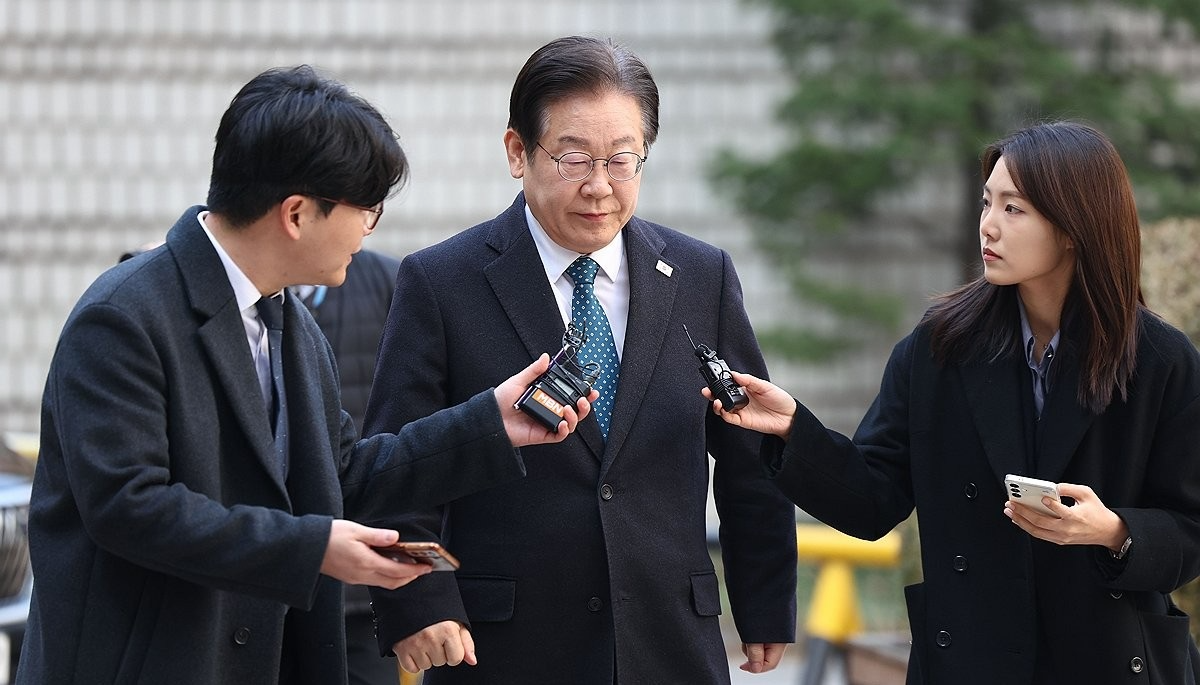 '대장동 배임·성남FC 뇌물 혐의' 공판에 출석하는 이재명 대표(사진=연합뉴스)