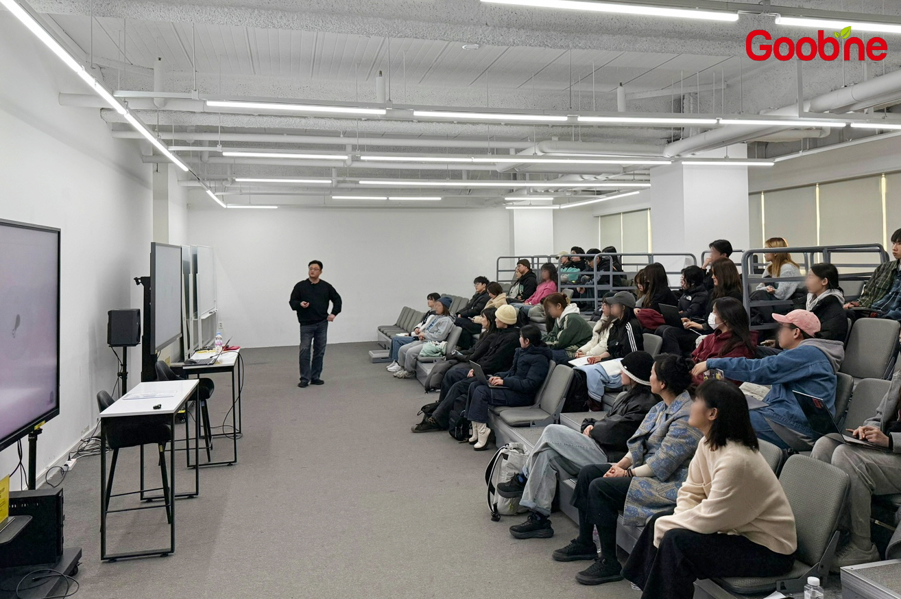 굽네치킨-홍대, 아트 기반 브랜드 콘텐츠 프로젝트 진행