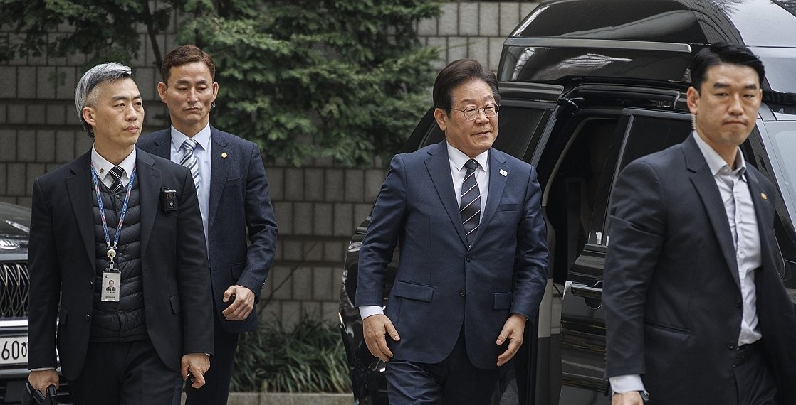 재판정 향하는 이재명 대표(사진=연합뉴스)