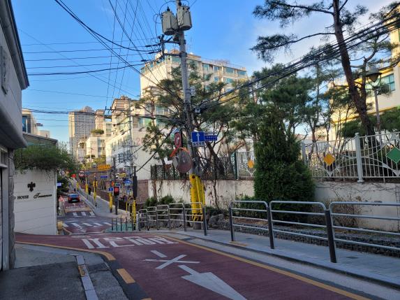 언북초 등하굣길 지중화 공사 지역