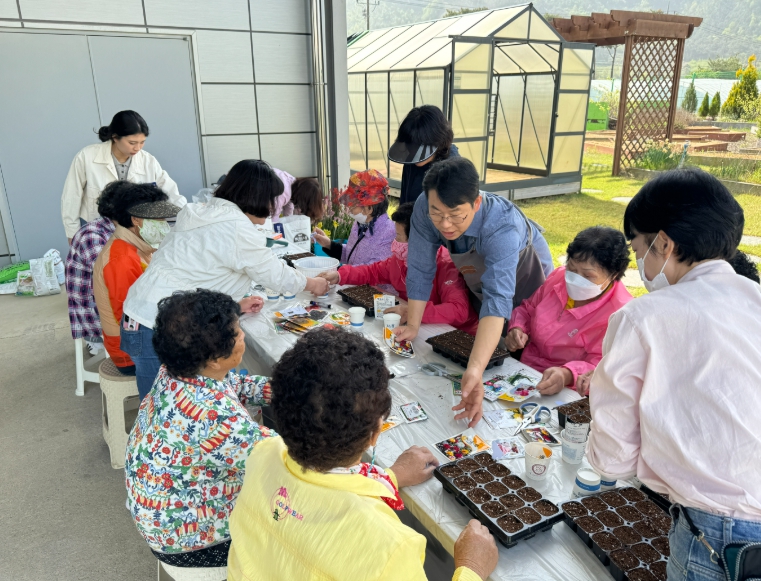 치매·우울증 환자 대상 치유프로그램