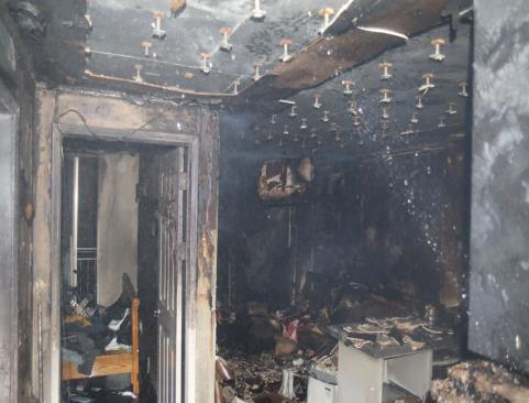 방화로 탄 아파트 내부(사진=연합뉴스)