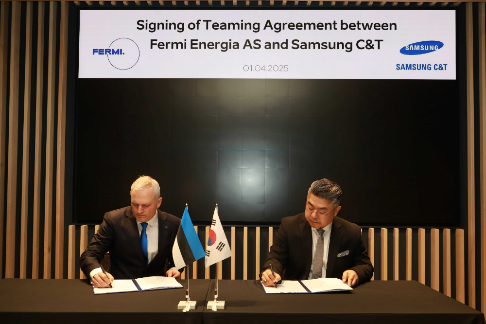 (왼쪽) 페르미 에네르기아 – 칼레브 칼레멧 CEO, (오른쪽) 삼성물산 건설부문 김정은 원전영업팀장(상무).(사진=삼성물산)