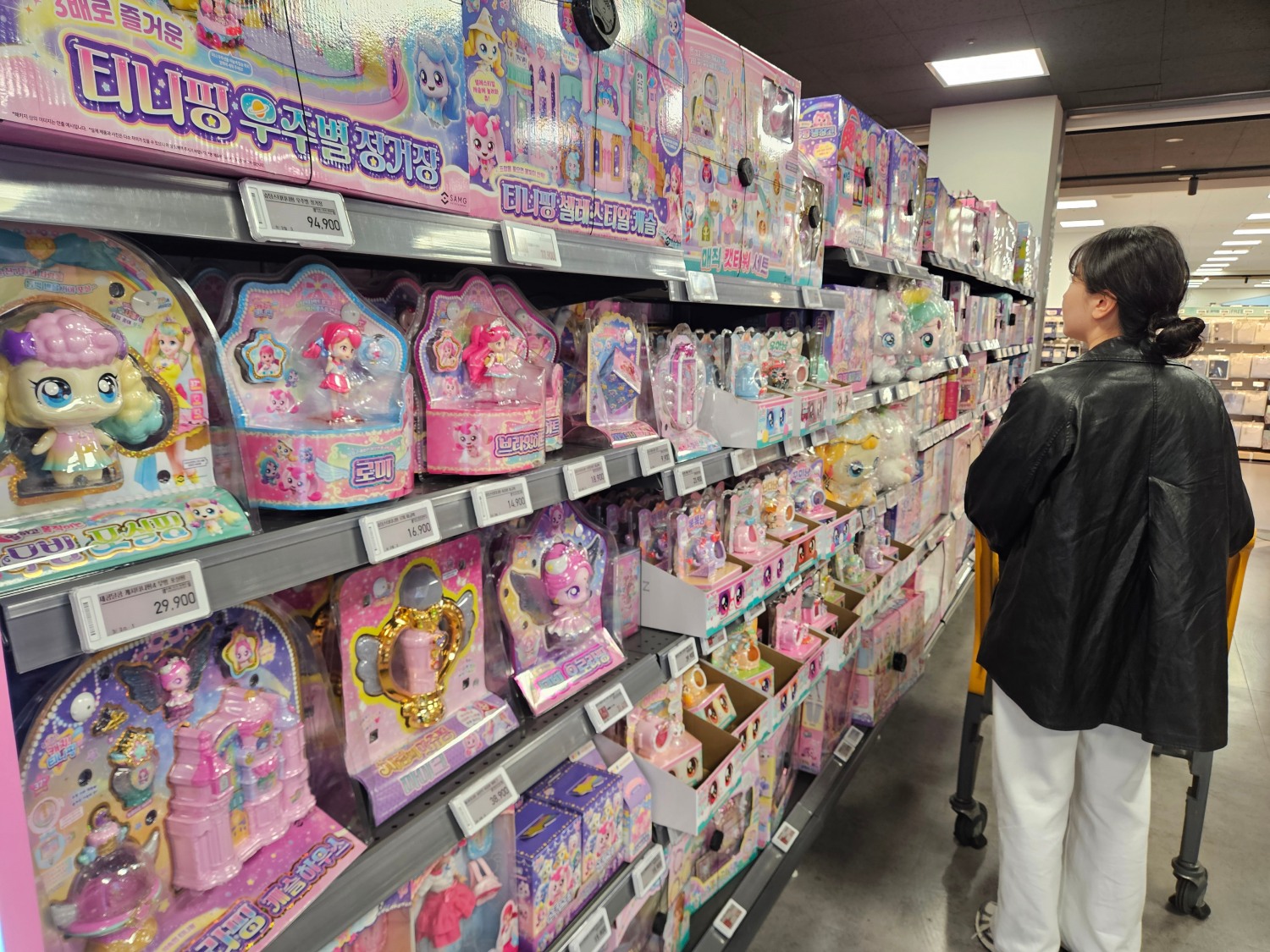 이마트, 어린이날 캐릭터 페스타 진행