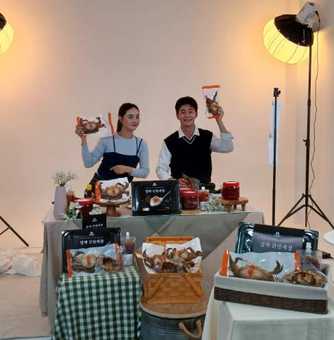 군산시지역농산물판로확보와인지도상승총력전(라이브커머스)