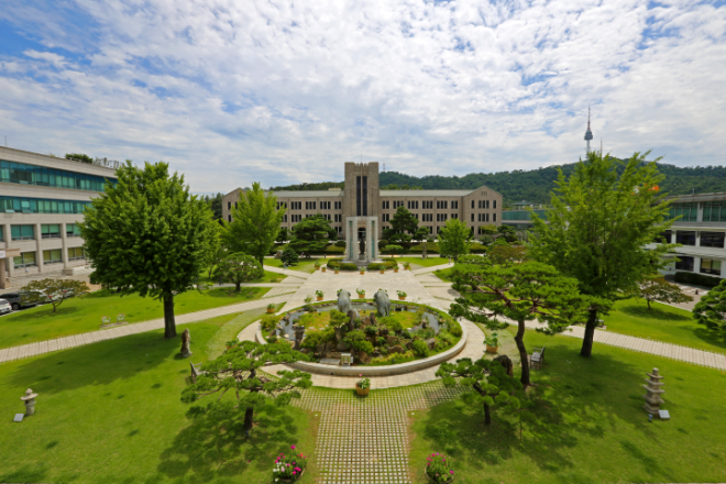 동국대, 신경림 시인 추모 1주기 걸개시 전시회 개최