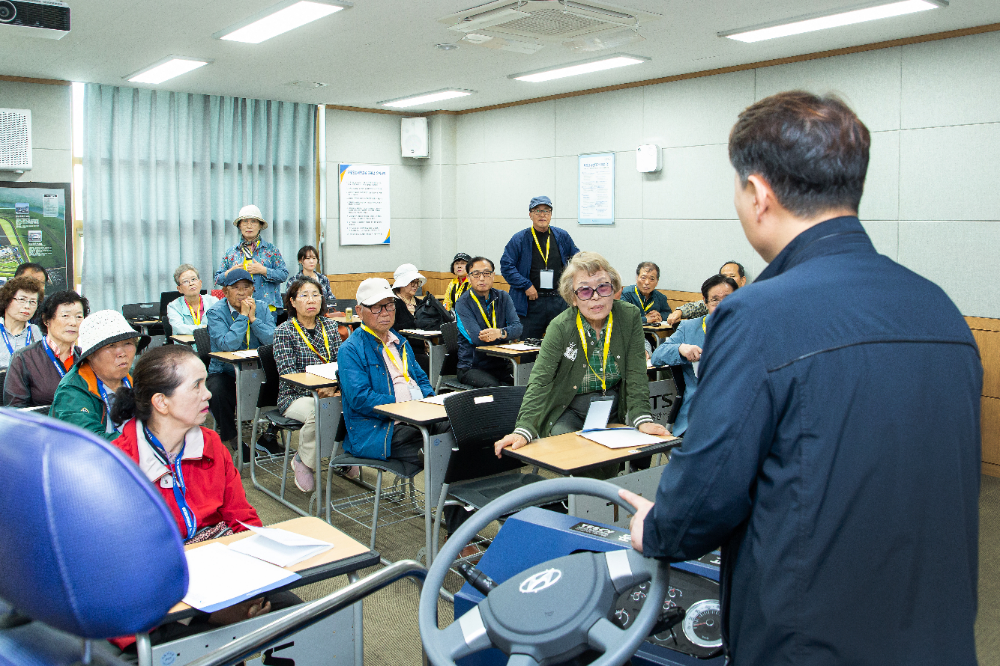 교육을 받고 있는 참가자 모습.(사진=현대차그룹)