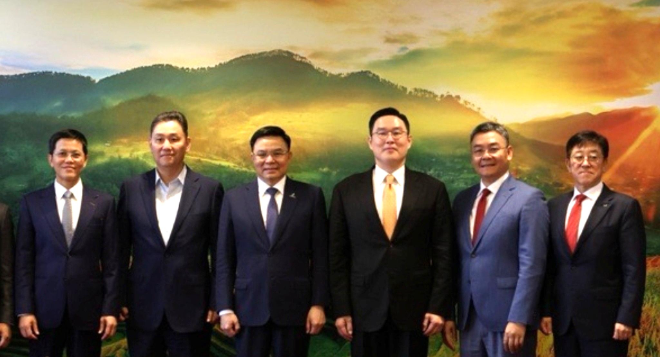 LS전선 구본규 대표, ‘아세안 전략 워크숍’서 트럼프 차남과 만찬