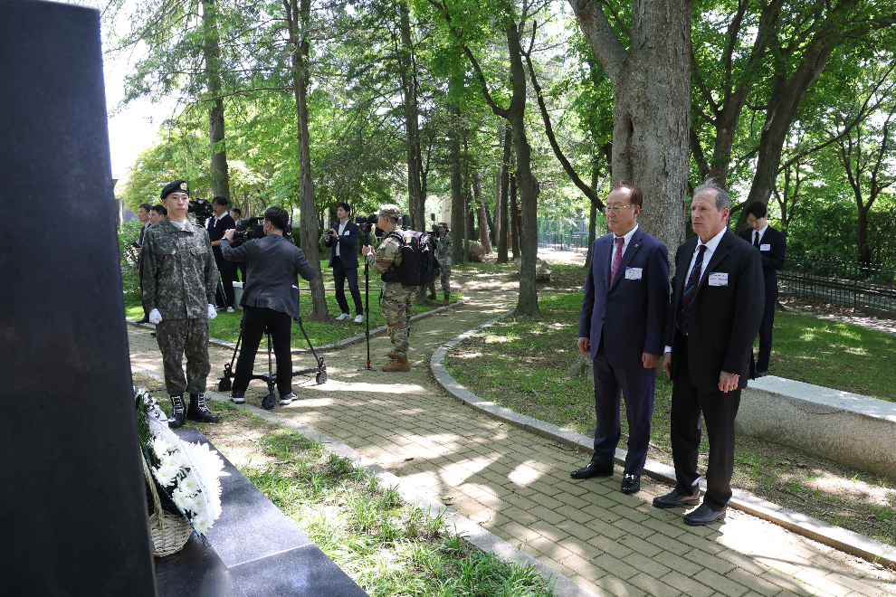 한미 합동 현충일 추모행사(사진=연합뉴스)