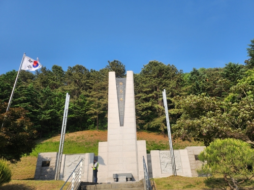 현충탑 환경정비