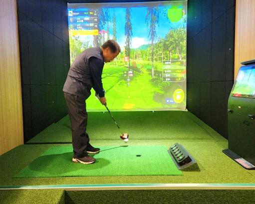 영등포 제1스포츠센터의 실내 파크 골프장