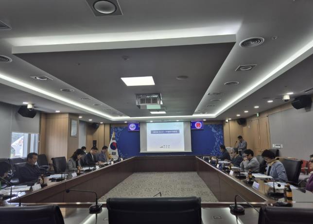 2025년 예산군 수돗물 평가위원회 회의 모습