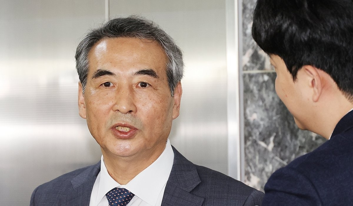 취재진 질문에 답하는 민중기 특검(사진=연합뉴스)