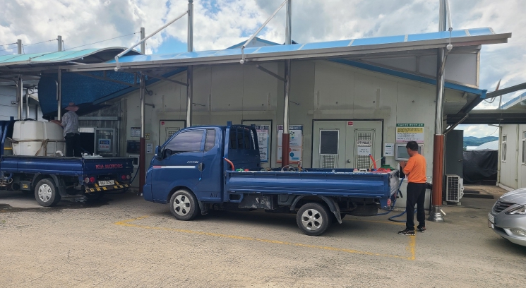 유용미생물 및 공급 모습