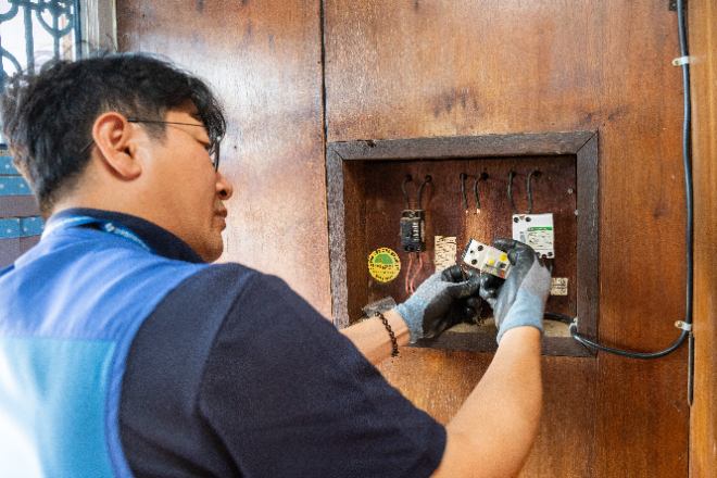 전기안전공사 "집중호우 땐 누전차단기 확인...침수 지역 전기시설물 주의해야"