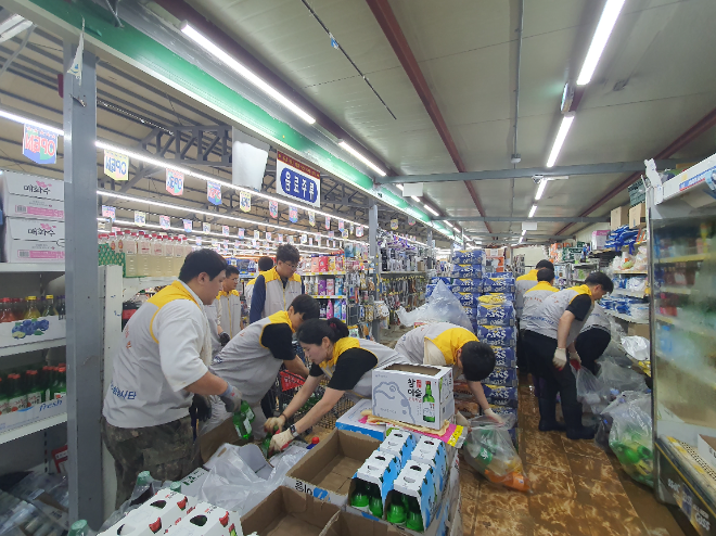 동서발전, 당진전통시장 집중호우 피해복구 지원