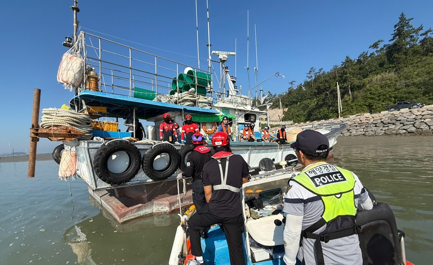 침수 선박(사진=연합뉴스)