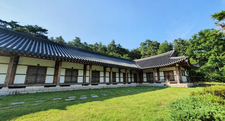 백련재 문학의 집