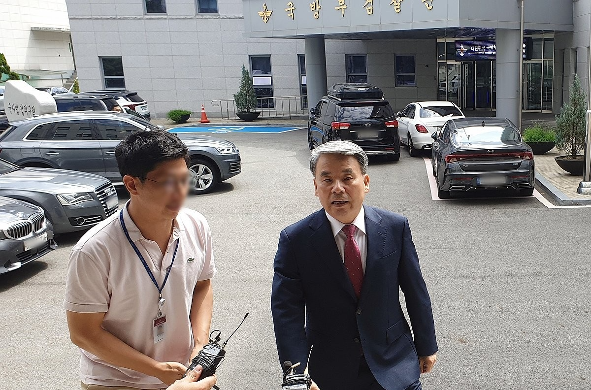 박정훈 전 수사단장 공판 증인 출석하는 이종섭 전 장관(사진=연합뉴스)