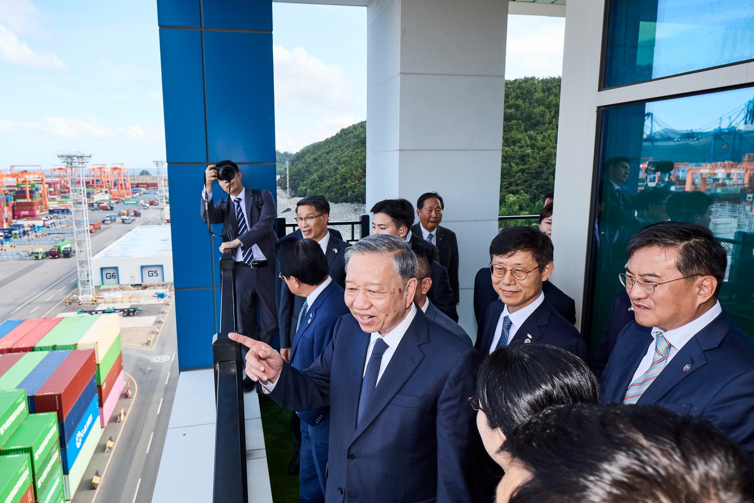 동원그룹 김남정 회장, 또 럼 베트남 당서기장과 환담