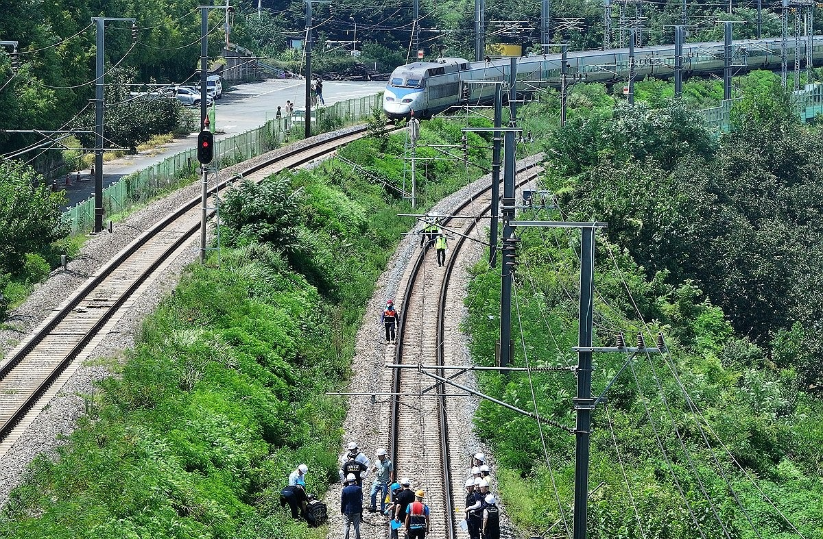 청도 열차사고 유관기관 합동 감식(사진=연합뉴스)