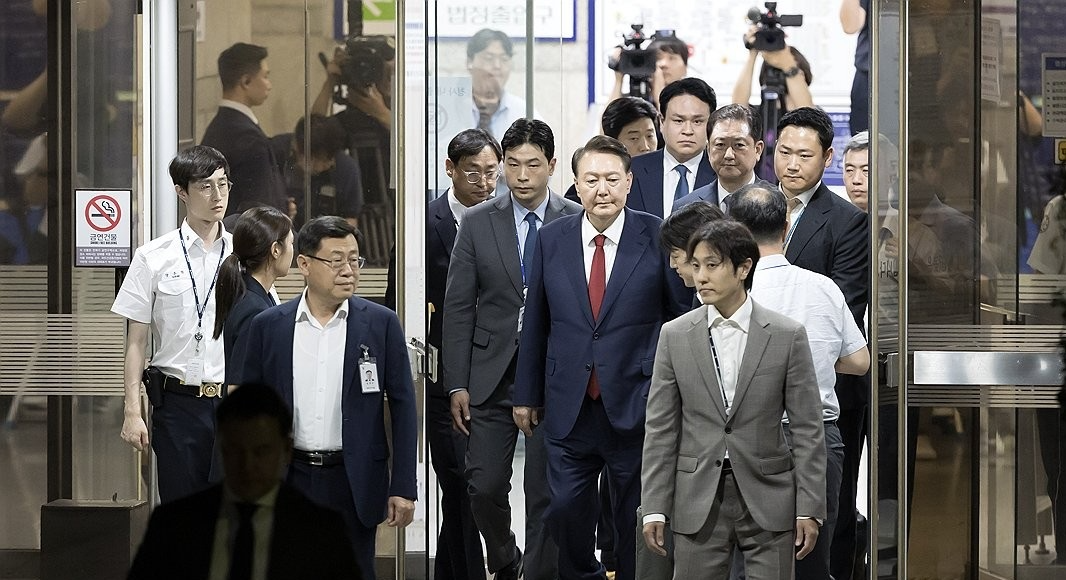 구속심사 마치고 서울구치소 향하는 윤석열 전 대통령(사진=연합뉴스)