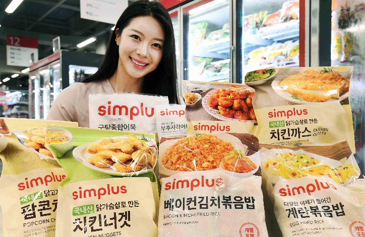 홈플러스, 심플러스 ‘집밥 쟁여템’ 간편식 10종 선보여