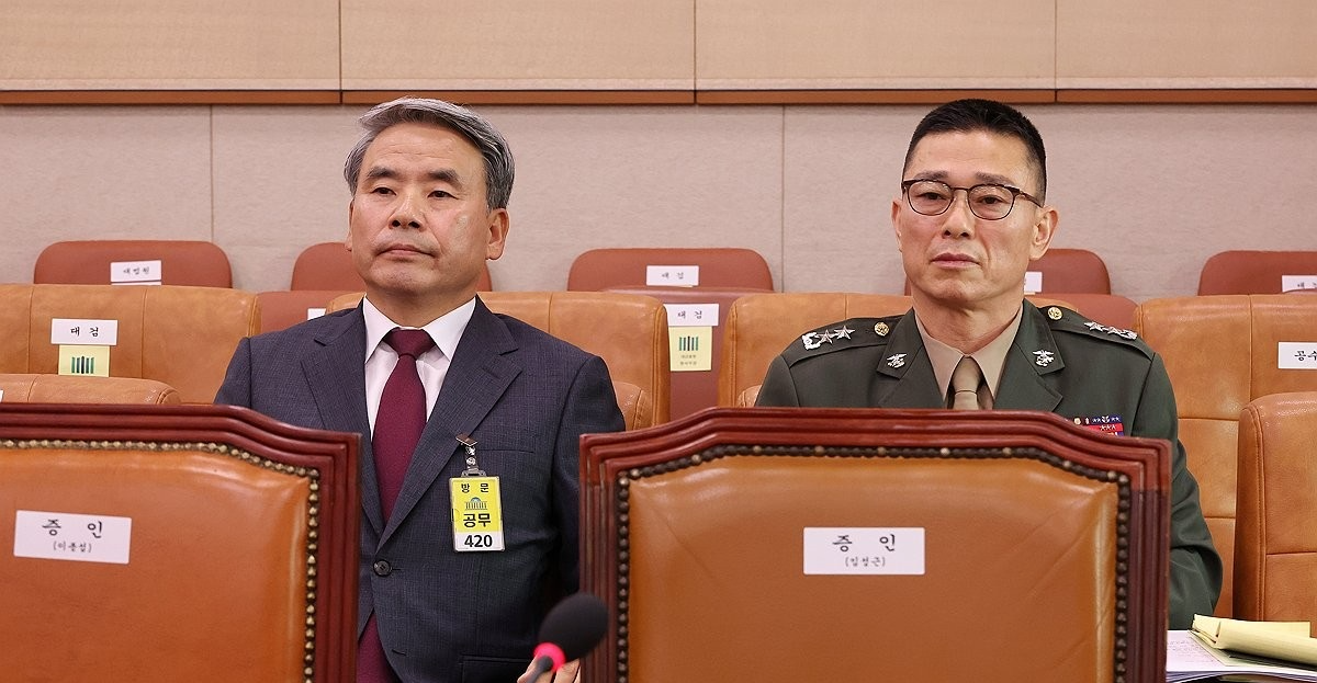 이종섭 전 국방부 장관과 임성근 전 해병대 1사단장(사진=연합뉴스)