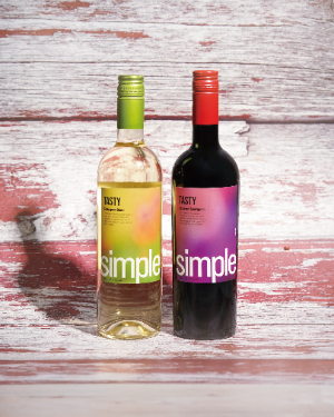 아영FBC ‘테이스티 심플’ 1차 완판 기록