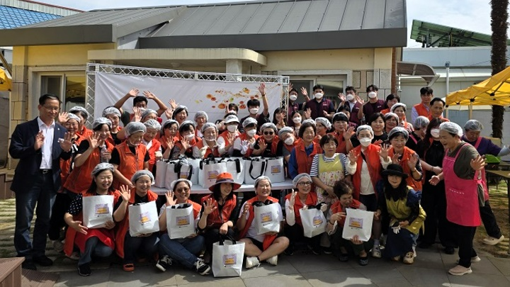 '행복가득 온기나눔' 봉사활동.(사진=SR)