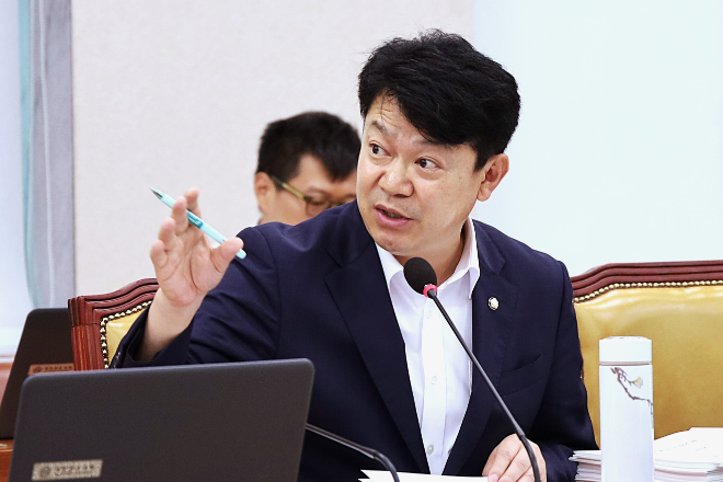 더불어민주당 복기왕 의원. 사진=복기왕 의원실