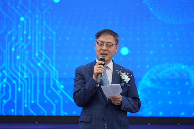 축산물품질평가원 박병홍 원장이 지난 9월 스마트축산 AI 경진대회에서 발언하고 있다. 사진=축평원